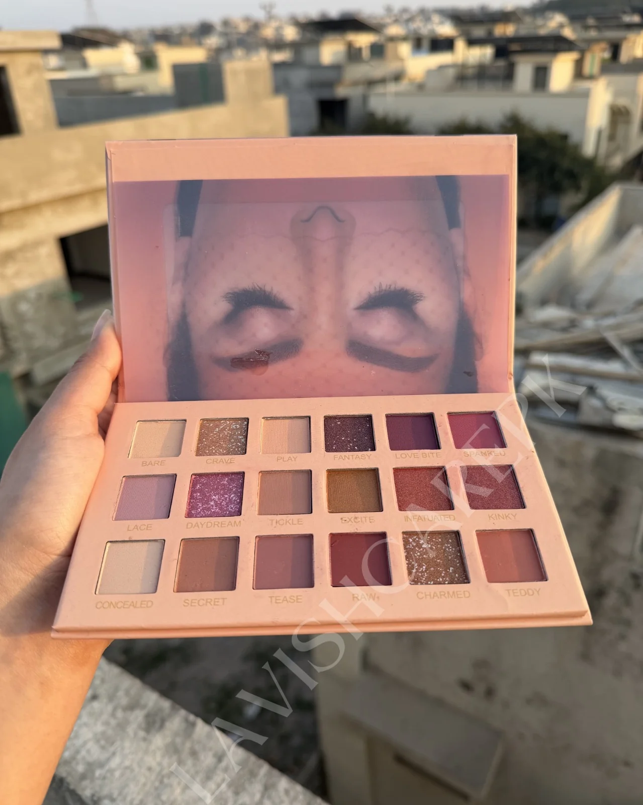 Nude eyeshadow palette - Image 3